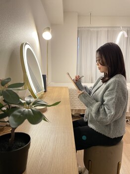 ジョンミー(JONMEE)/落ち着いた店内でカウンセリング