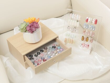 nail salon Lea Lino【フィルイン|定額|マグネット】の写真