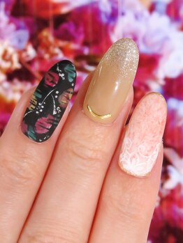 カラーズ 浜松店(colors)/レトロフラワーネイル( *´艸`)