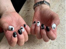 ネイルサロンアンドスクール ミュー(Nail Salon & school mieux)/黒薔薇ネイルデザイン