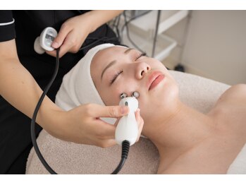 ポーラ 西宮北口店(POLA)/リフトアップ！EMSで顔の筋トレ