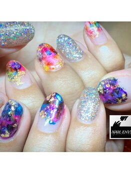 エンヴィ(ENVY)/ブリーディングインク使用ネイル