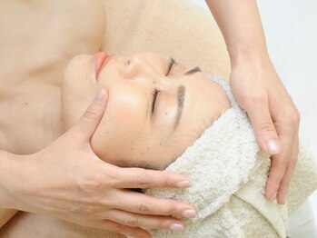 チェンシル(CHENSIL)/小顔コルギリフトアップ