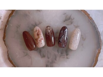 ソルシア(Solsia)/【ハンド】6月定額 ¥6000