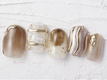 ネイルメゾン 池袋店(NAIL MAISON)/ゴールドニュアンス￥10550