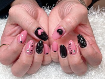 ブラックピンクネイル