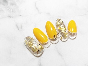 ネイルアンドアイラッシュサロン ミッタ(Mitta)/¥8000-