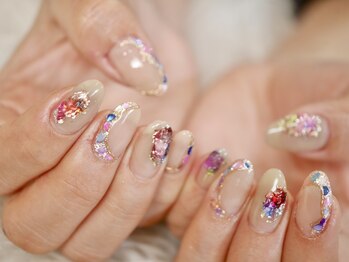 リットネイル(Lit nail)の写真/ワンランク上の指先に★高技術×ハイセンスなデザインで貴女の理想を叶えます◎繊細なアートも思いのまま♪