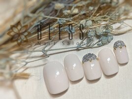 金ドットでかわいく！