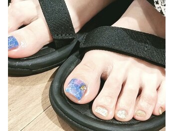 フレイムス アイラッシュ アンド ネイル(FRAMES)/水面フット♪