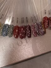 コイリーネイル アンド アイブロー(koily nail & eyebrow)