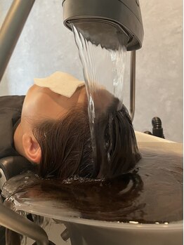 パズ(PAZ)の写真/【ヘッドスパで心も身体もリフレッシュ】包み込むお湯の温もり×心地よいマッサージで深いリラックスを♪