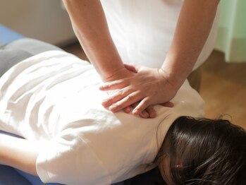 しんぐう整体院/猫背矯正