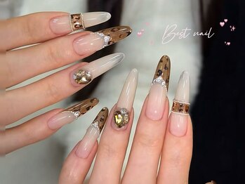 Best Nail 八王子店 【ワンホンネイル・スカルプ・パラジェル・上品ジェル】の写真/繊細な手描きアートで大人上品なワンホンネイルに*オフィスネイルのワンポイントにも◎持ち込みデザインOK*