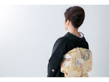 アイリス/花嫁様や花婿様のお母様も主役!