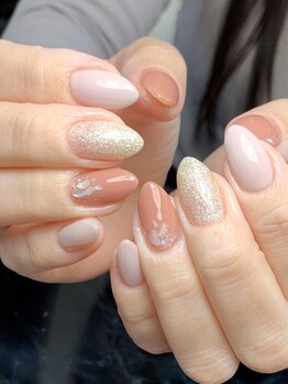 レディグリッター(Lady glitter)/シンプルシェルネイル