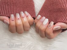 ヒールネイル(heal nail)/アシメ ラメ×whiteもやもや～