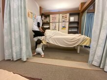 子育てママの整体サロン/施術中のお子様の様子