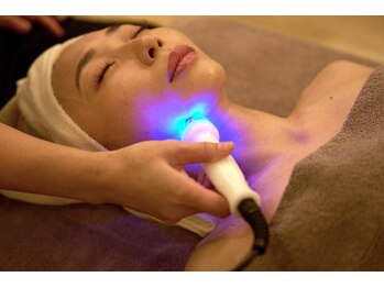 ヘリオス(helios+)/ハイパーナイフEXフェイシャル