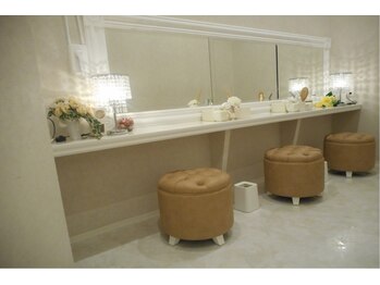 アイラッシュサロン ルル(Eyelash Salon LULU)/パウダールーム