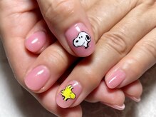 レディグリッター(Lady glitter)/スヌーピーネイル