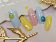 ドロッセル(Drossel)/不思議なミニ生き物ネイル