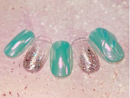 オーロラうねうねネイル