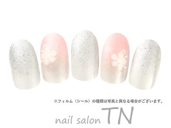 ティーエヌ TSUTAYA阪急伊丹駅前店/6月定額5900円→オフ込み3000円