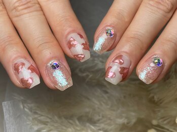 サロンドフォーエイチ(salon de 4H)/ハートのバレンタインネイル★