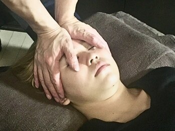 ラクタイセイタイイン 梅田茶屋町店(楽体整体院)/ /小顔/小顔矯正/フェイシャル