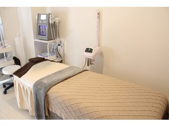 ベル 栄(Belle)/ハーブピーリング｜店内内装