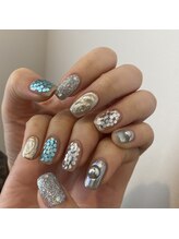 ヌア(nur.)/ホロnuance