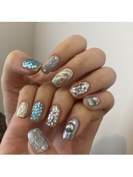 ヌア(nur.)/ホロnuance