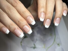 シンプルフレンチネイル