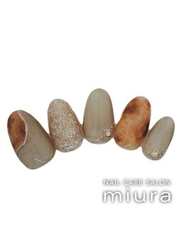 ネイルケアサロン ミウラ 井の頭通り店(miura)/秋 季節デザイン定額アート