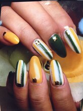 キャプラスネイル ミュウ(CAPLUS NAIL Mew)/カーキ×マスタード秋ネイル