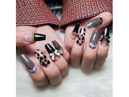 ナーゲルシャイニー(Nagelshiny)の写真