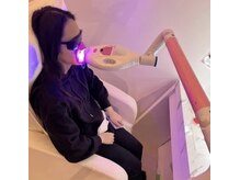 エクシアホワイトニング 前橋店/照射中