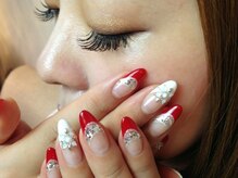 アイラッシュアンドネイルサロン イリス(Eyelash & Nail Salon IRis)の雰囲気（ネイルもまつ毛も同時施術できます♪）