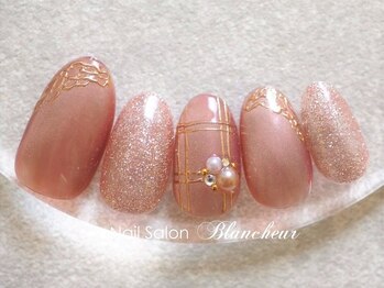 ネイルサロン ブランシュール(Nail Salon Blancheur)/ヌードピンクの大人チェック