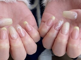 ピックアップ/イエローネイル