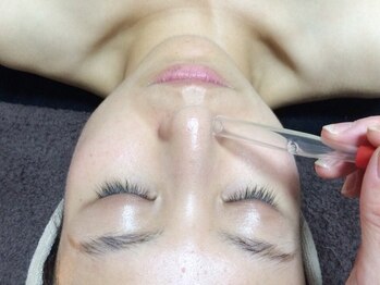 ゴータスディグラシア(Gotas de gracia)/毛穴お掃除フェイシャル