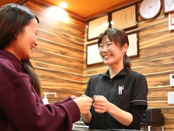 岡本駅前整骨院/お見送り風景