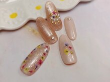 ドロッセル(Drossel)/囲み押し花ネイル　定額12100円