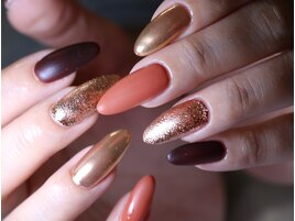 ●持ち込みアート5本以内