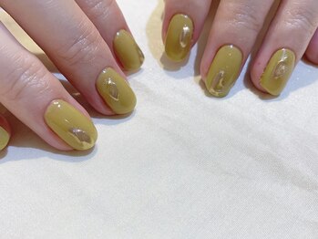 ネイルズ ララ(nails Lala)/ピスタチオ。