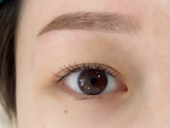 アイドット(i.)の写真/【まつげパーマ×美眉wax ¥12500】目周りの印象を格段UP！眉毛が整うと一気に垢抜け目元美人に変身します♪
