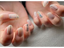 シーズンコースでカラー変更可能。9000円。