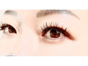 マカナニ(MAKANANI)/