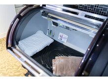 イーリバイブ 新宿東口店/酸素カプセルの中の様子